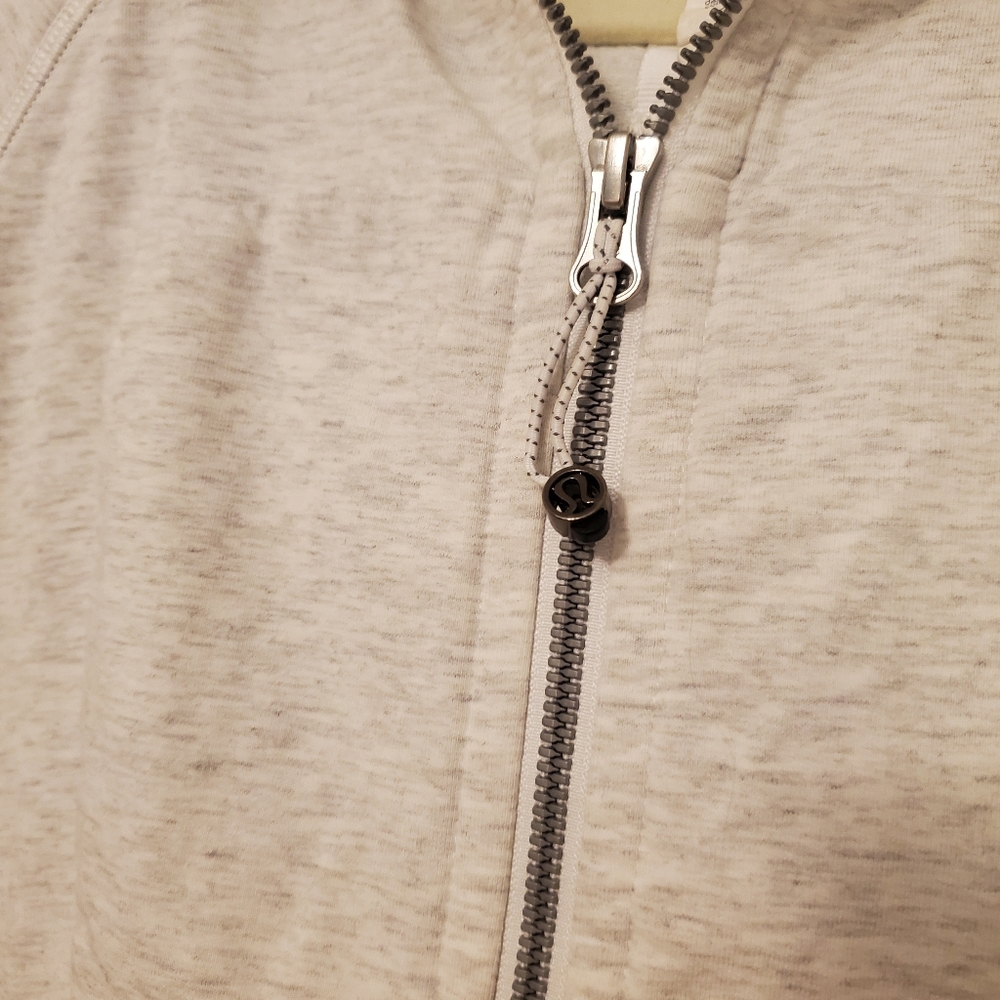 Lululemon Scuba Jacket - Picture 3 of 7